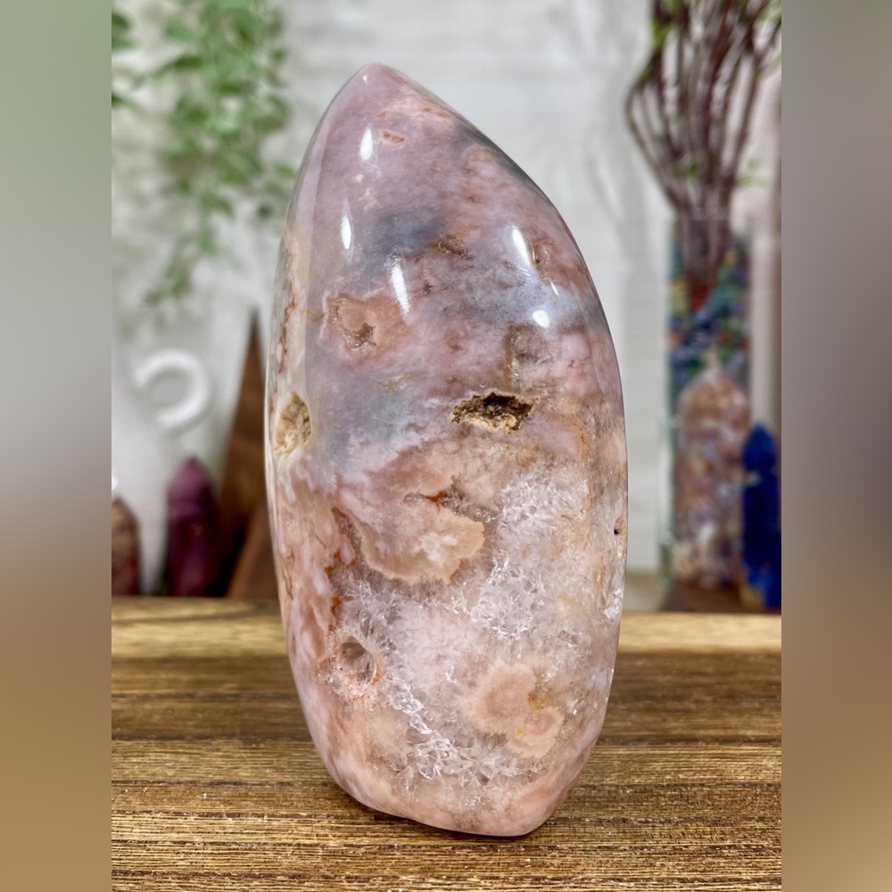 0635 Pink Amethyst Crystal Mountain Carving - Picture 3 of 9